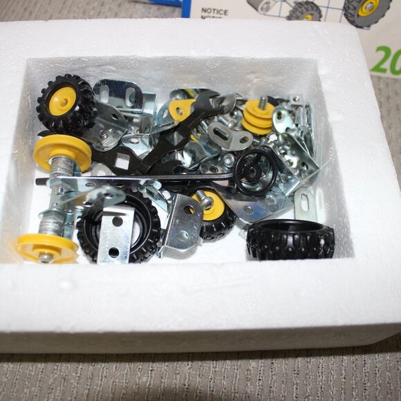 3/$77❤️incomplete? vintage MECCANO 201 Tractor With Cabin Tracteur Cabine France - Picture 4 of 8